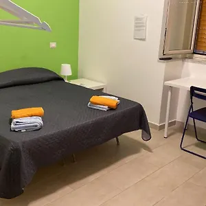 Nocleg ze śniadaniem Aeroporto Trasfert Incluso, Katania